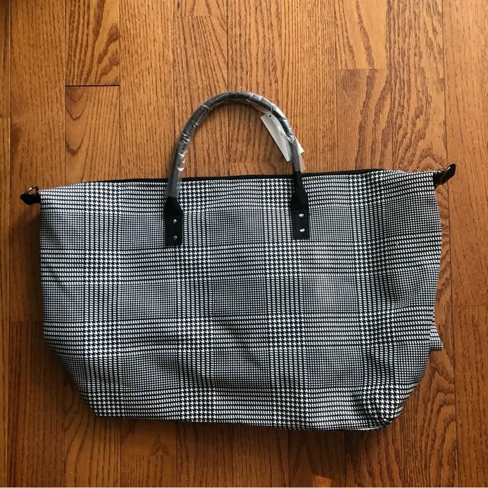 Lulu Dharma Frasier Overnight Travel Weekend Black White Tote Bag NWT - Picture 6 of 7